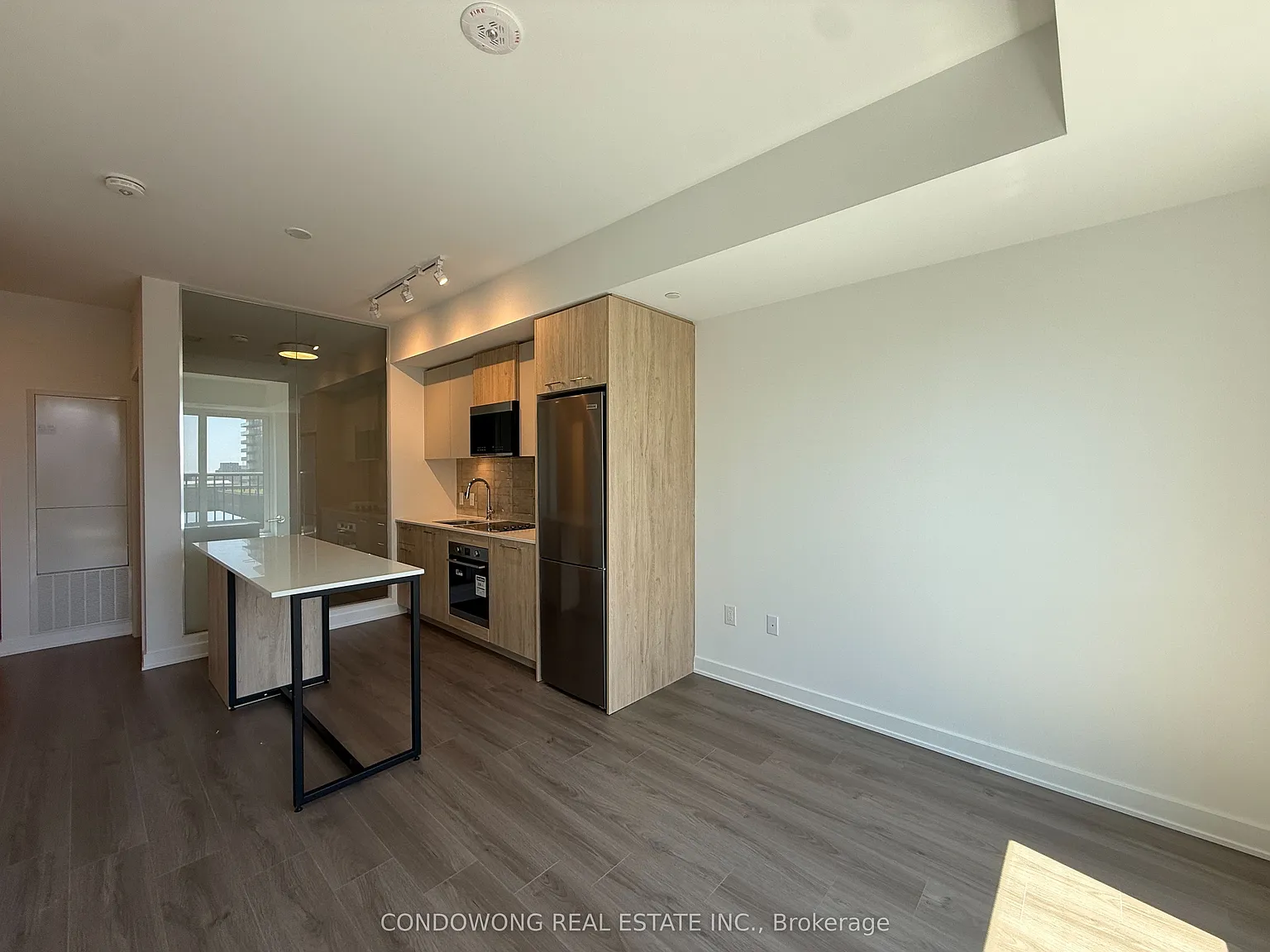 2 bed, $2,780 — Photo 3