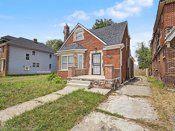 3rd image of 4220 Webb St