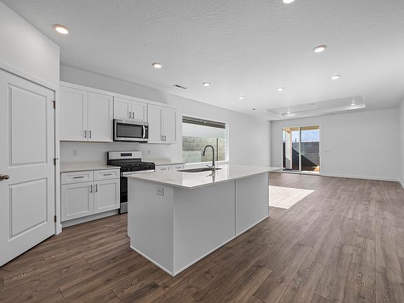 6th image of this home
