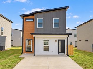 511 Discovery Ave, Bentonville, AR 72713