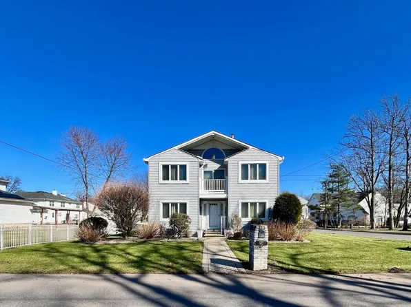 932 Beatrice Pkwy, Edison, NJ 08820