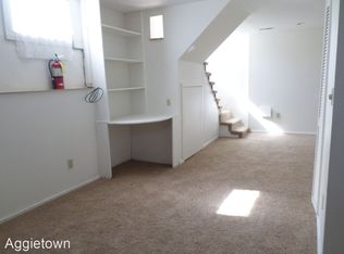 514 N 9th St APT 3, Manhattan, KS 66502
