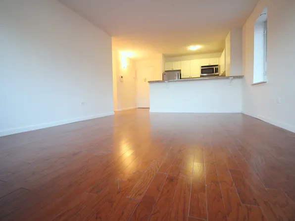 225 8th Avenue image 1 of 15