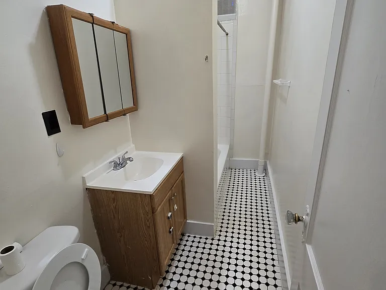 46 Kelly Pkwy #0 — Photo 4