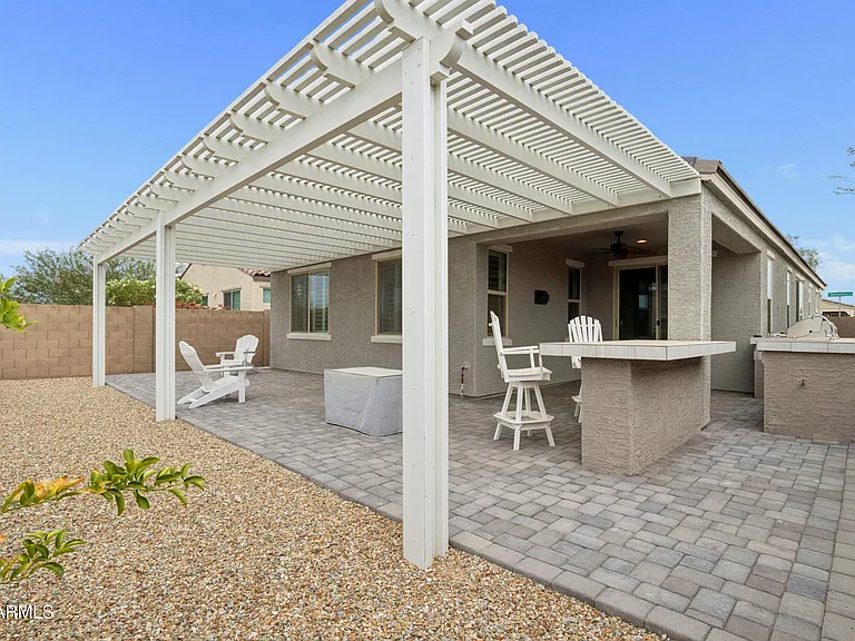 17863 W Hiddenview Dr — Photo 35