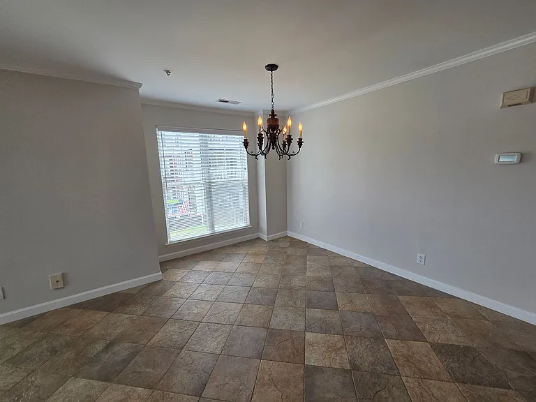 940 Jetton St #17 — Photo 7