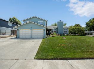 8719 W Entiat Ave, Kennewick, WA 99336
