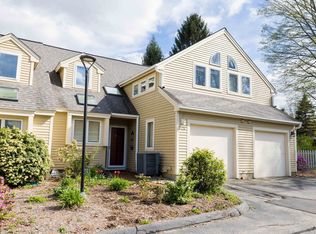 124 Courtyard Ln #124, Storrs Mansfield, CT 06268