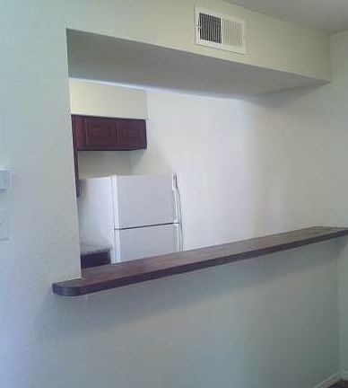 5th image of 2021 Cypress Acres Dr