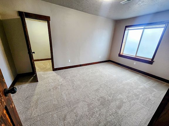 4th image of 14249 S Knapper Way #B