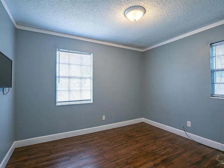 4381 Bixby Cir — Photo 15