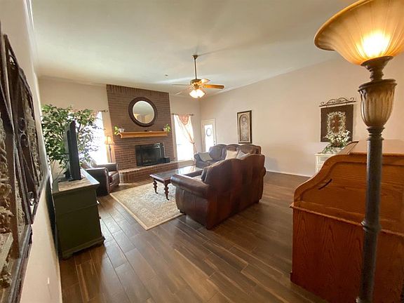5th image of 6426 Bay Hill Dr