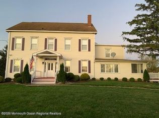 42 Olde Noah Hunt Rd, Millstone Township, NJ 08510