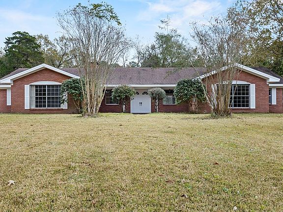 3rd image of 607 Ponderosa Dr