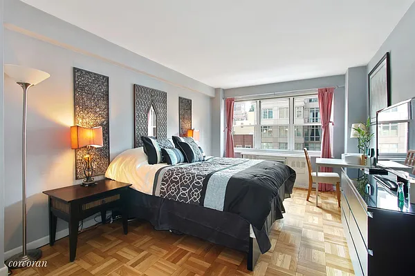 Sold by Corcoran | media 4
