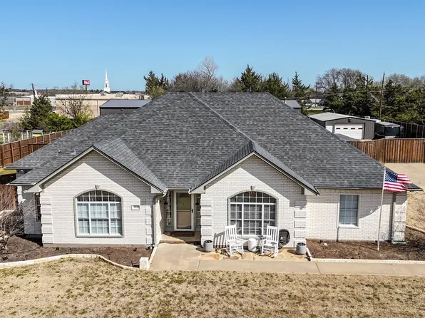 514 Preston Dr, Pottsboro, TX 75076