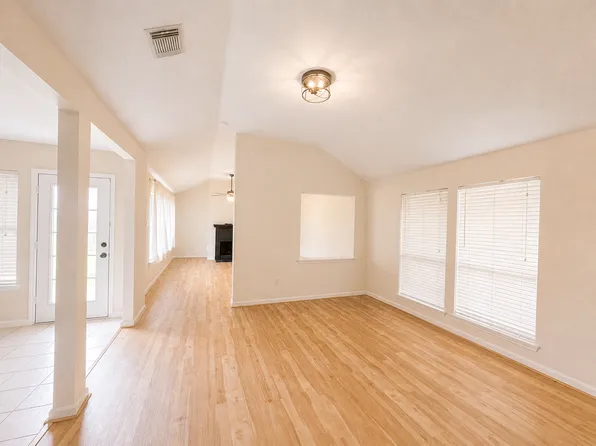 12826 Careywood Dr, Sugar Land, TX 77478