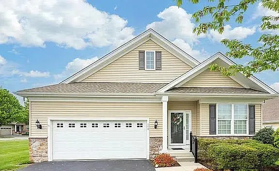 200 Gaston Ln — Photo 1