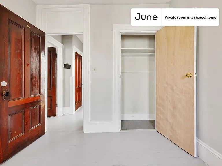76 Easton St #C — Photo 4
