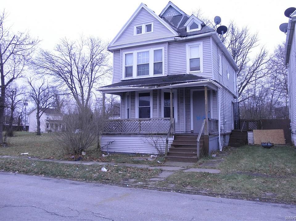 2nd image of 253 Woodlawn Ave