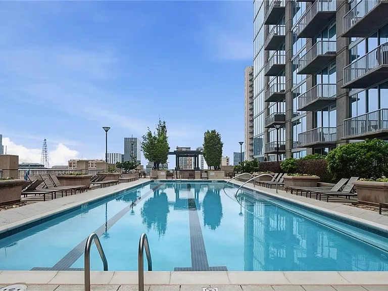 855 W Peachtree St NE #3201 — Photo 55