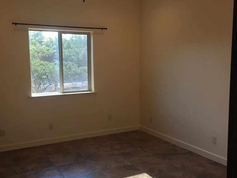 1260 N Speedway Pl — Photo 12