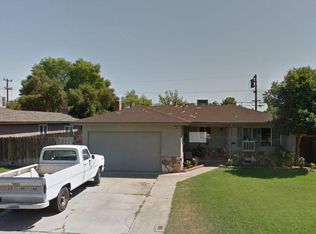954 W Santa Ana Ave, Clovis, CA