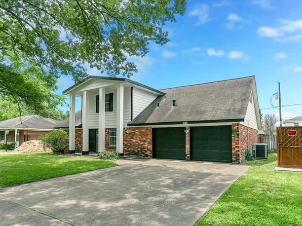 1810 Zapp Ln, Pasadena, TX 77502