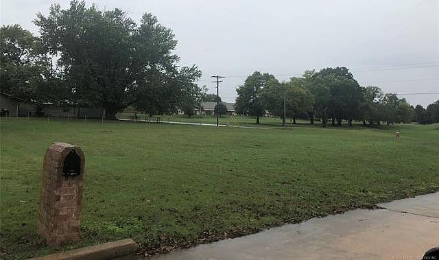 1st image of 912 N Ponca Dr