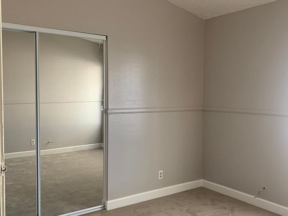 2nd image of 9177 Applewood Ln