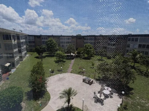 3091 NW 46th Ave APT 407C, Fort Lauderdale, FL 33313
