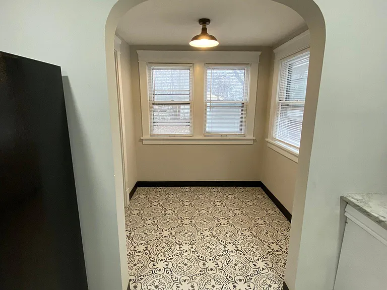 15242 Lakeshore Blvd — Photo 18