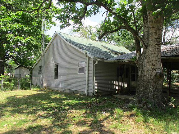 2nd image of 10 Kirkendall Ln