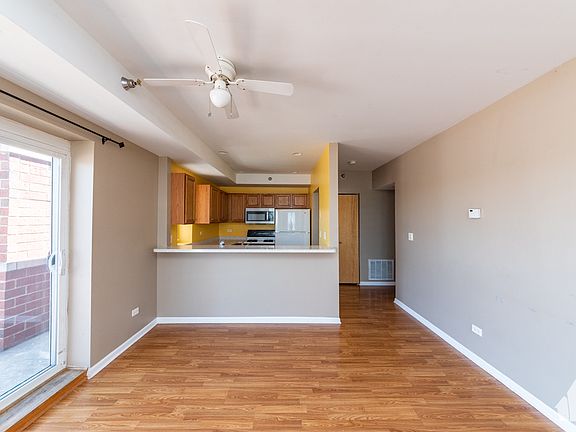 4th image of 6238 26th St Unit 501