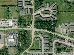 2260 E New York St, Aurora, IL 60502