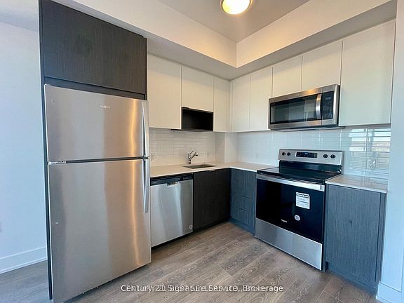5th image of 202 Burnhamthorpe Rd E #1906