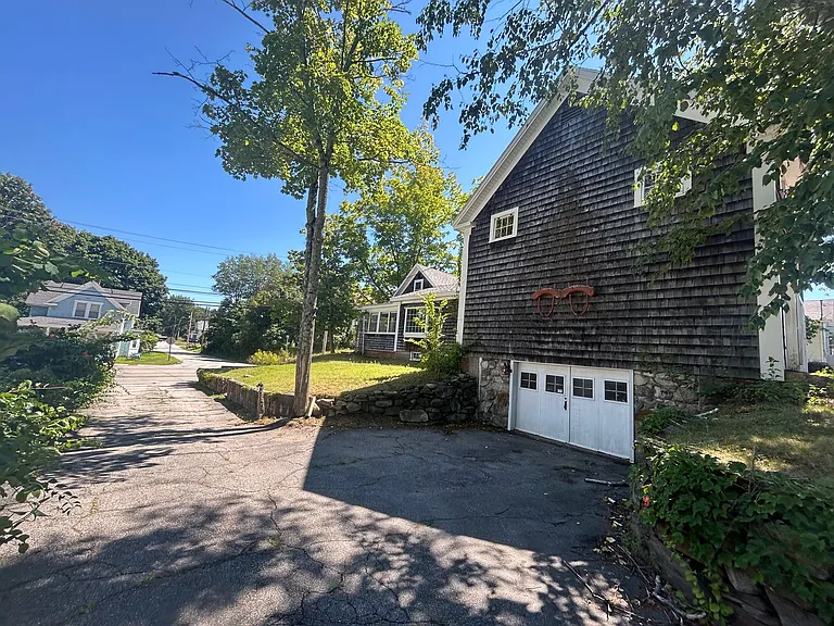 33 Washington St — Photo 26
