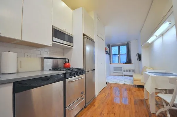 Rented by Compass | media 4