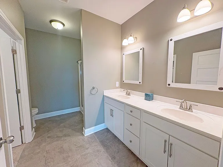 1817 Neswick Ct — Photo 12