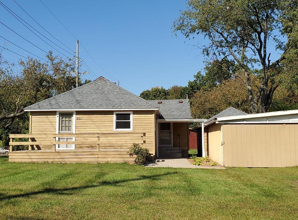 903 E Hamburg St, Pinckney, MI 48169 MLS 3298508 Zillow