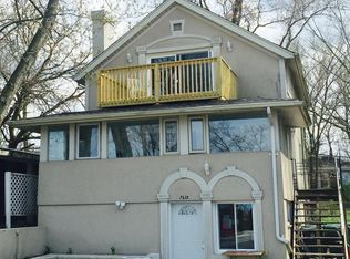7613 Oak Ave, Gary, IN 46403