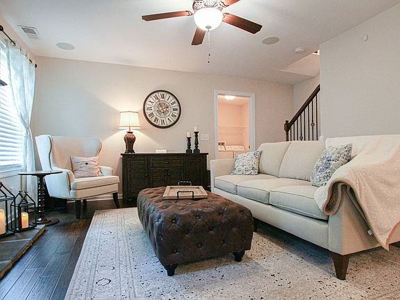 5th image of 1233 Gentry Dr