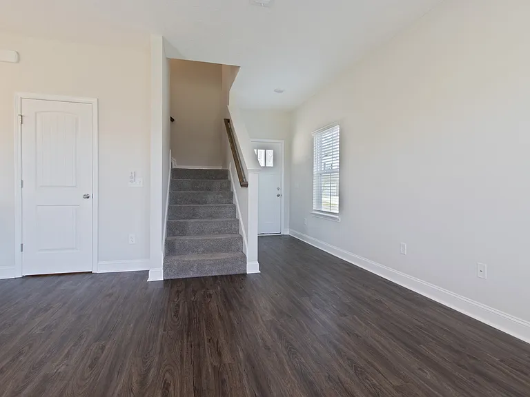 767 Abode Ave — Photo 4
