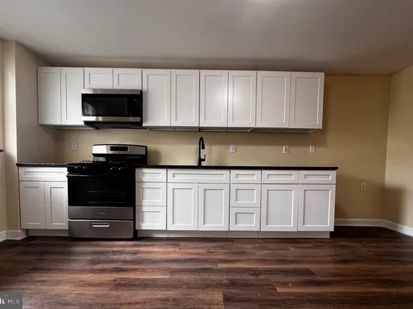 316 Cherry St, Camden, NJ 08103