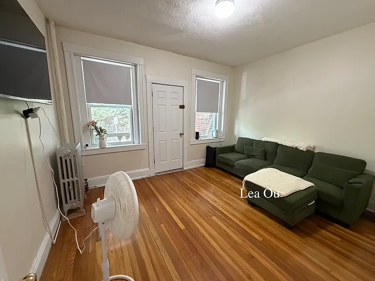9 Egremont Rd #6 — Photo 1