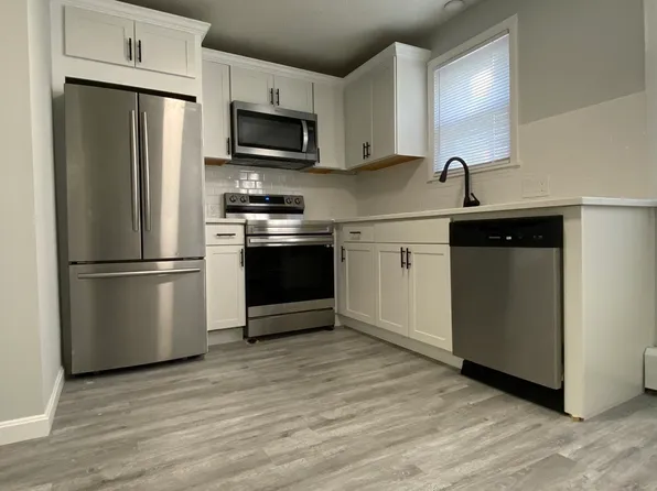 36 Marcello Ave APT 4, Leominster, MA 01453