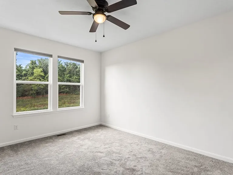 10046 Windcrest Farms Ln — Photo 17