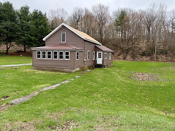 2nd image of 118 Bridge St