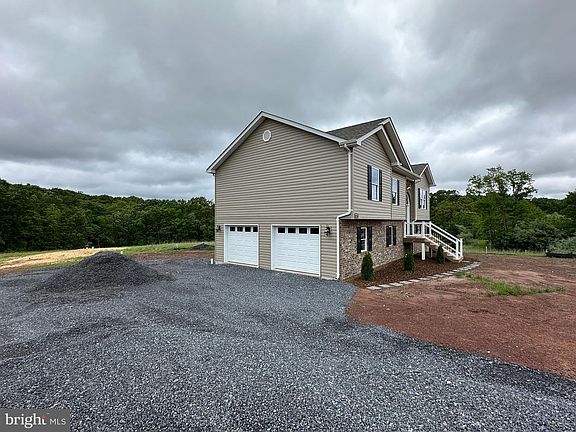 2nd image of 370 Harry Hiett Ln