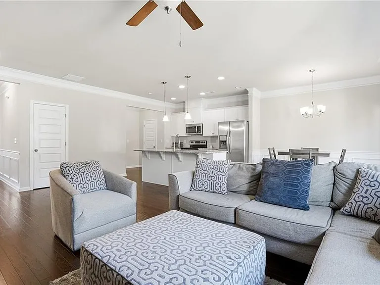 2639 Bloom Cir — Photo 6